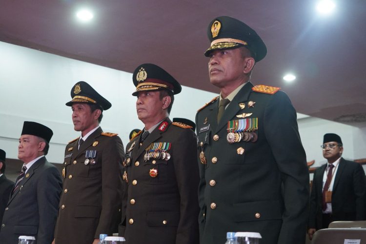 Danrem Gapu Hadiri Sidang Paripurna DPRD Provinsi Jambi, Dengarkan Pidato Kenegaraan Presiden. (Foto : ist)