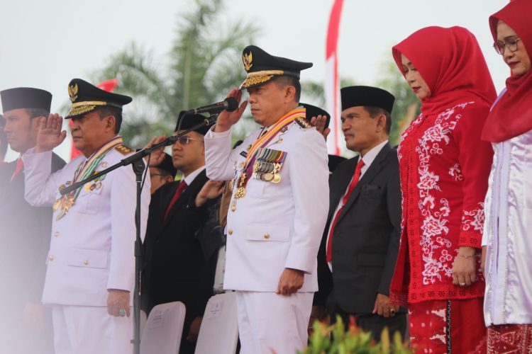 Gubernur Al Haris Puji Capaian Kinerja 10 Tahun Pemerintahan Presiden Jokowi. (Foto : ist)