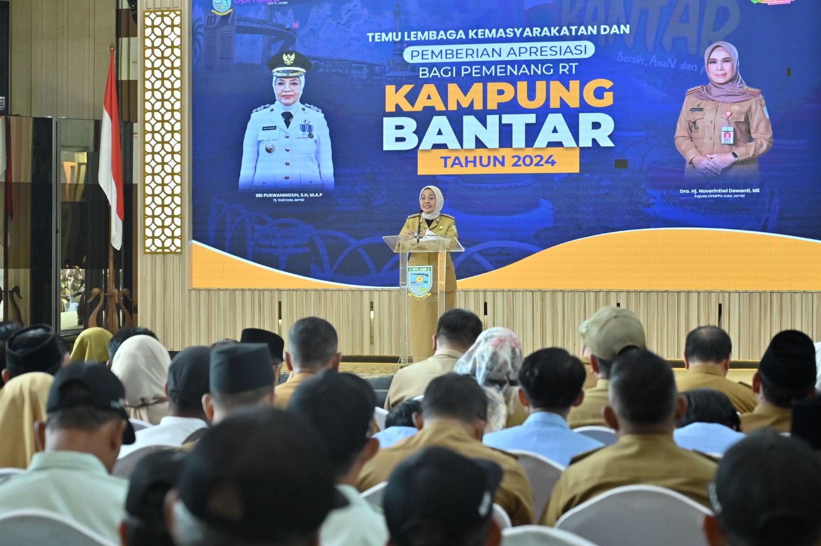 Pj Wali Kota Jambi Apresiasi Pemenang Kampung Bantar dan Teknologi Tepat Guna Kota Jambi Tahun 2024. (Foto : ist)