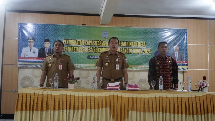 Pj Bupati Merangin Ajak Sekdes Kelola Administrasi Sebaik Mungkin. (Foto : ist)