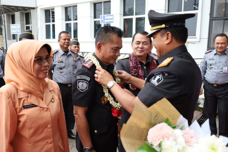 Elly Yuzar Gantikan Adnan sebagai Kakanwil Kemenkumham Jambi. (Foto : ist)