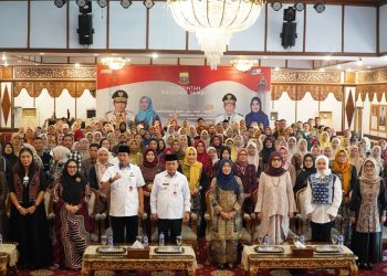 Gubernur Al Haris Tegaskan Komitmen Pemerintah Perkuat Dukungan Pendampingan Bagi Perajin. (Foto : ist)