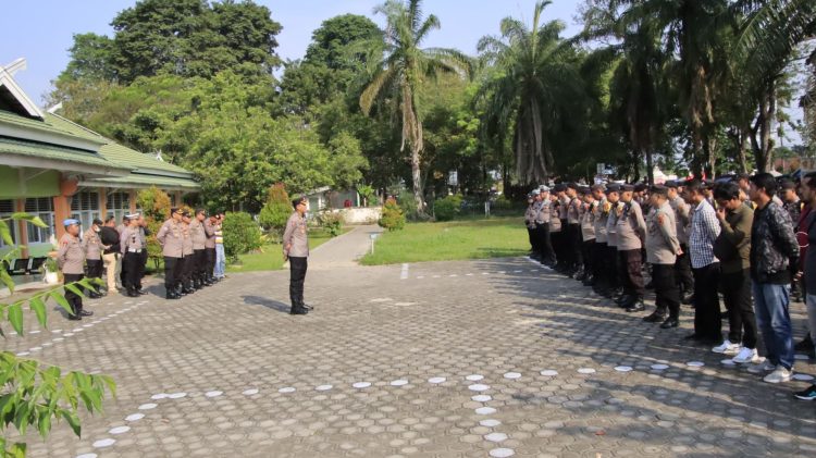 163 Personel Polresta Jambi Siap Amankan Rapat Pleno Penetapan Paslon Walikota dan Wakil Walikota Jambi. (Foto : ist)