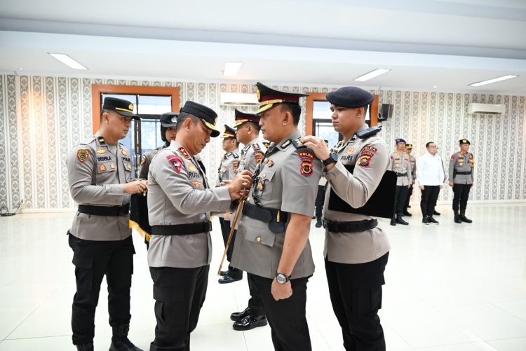 Polda Jambi Gelar Sertijab Kapolres Tanjabtim dan Muarojambi. (Foto : ist)