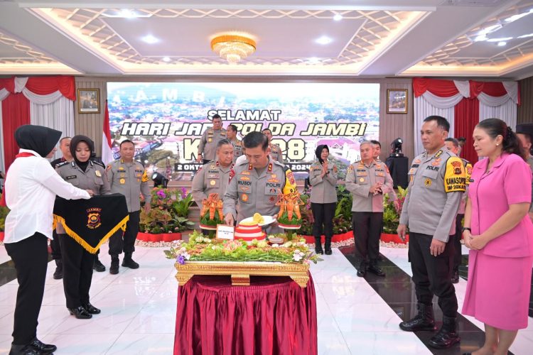 Polda Jambi Peringati Hari Jadi Ke-28. (Foto : ist)