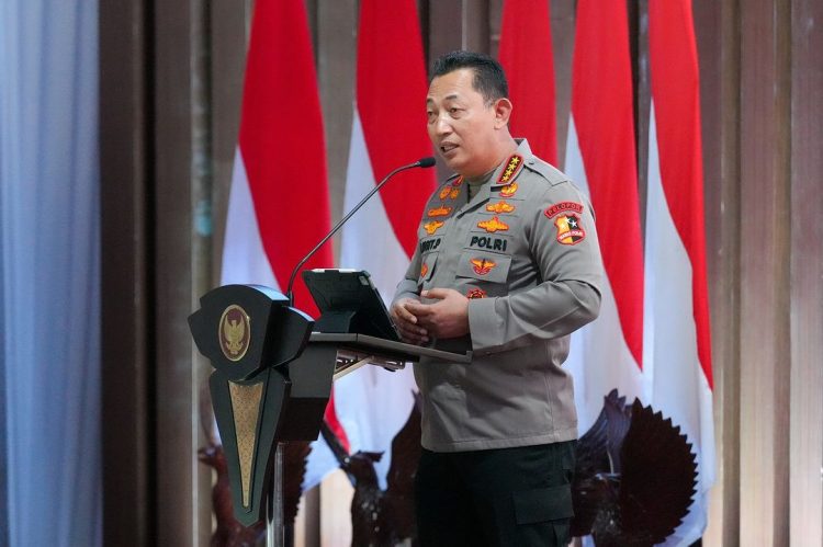 Kapolri Isi Materi Pemberantasan Korupsi di Retreat Kabinet Merah Putih. (Foto : ist)