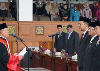 Pimpinan DPRD Provinsi Jambi Resmi Dilantik. (Foto : ist)