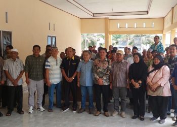 DPRD Provinsi Jambi Temui Warga Punti Kalo Tebo. (Foto : ist)