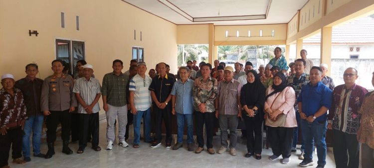 DPRD Provinsi Jambi Temui Warga Punti Kalo Tebo. (Foto : ist)