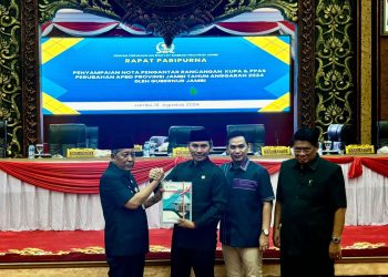 DPRD Jambi Gelar Paripurna Penyampaian Nota Pengantar KUPA PPAS Perubahan 2024. (Foto : ist)