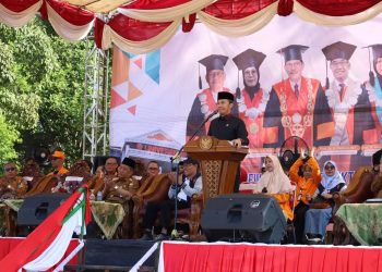 Ketua DPRD Jambi Berikan Semangat ke Ribuan Maru PKKMB Unja 2024. (Foto : ist)