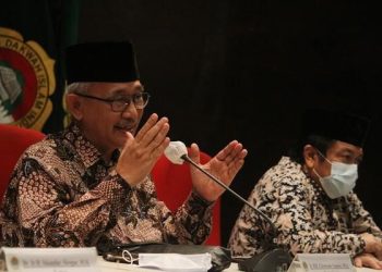 Oknum Komdigi Jadi Pelindung Judol, Ketum DPP LDII Tegaskan Pentingnya Perhatikan Akhlak Aparatur Negara. (Foto : ist)