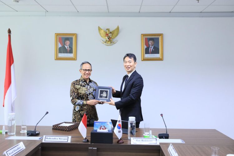 OJK Perkuat Kerja Sama Pengawasan Sektor Jasa Keuangan Dengan FSS Korea. (Foto : ist)