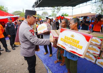 Kapolri Pastikan Pelayanan dan Kebutuhan Warga Pengungsi Erupsi Lewotobi. (Foto : ist)