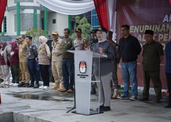 Pimpin Apel Masa Tenang dan Lepas Tim Penertiban APK, Pj Wali Kota Harap Pilkada Kota Jambi Teduh, Aman, Damai dan Lancar. (Foto : ist)