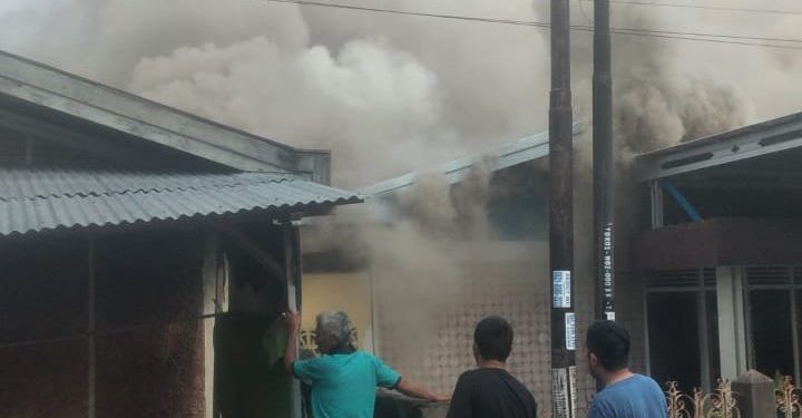 Kompor Meledak di Thehok, Pemilik Rumah Alami Luka Bakar. (Foto : ist)