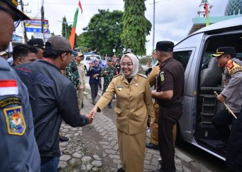 Pastikan Pemungutan Suara Berjalan Kondusif, Pj Wali Kota Jambi Turun Lapangan Tinjau TPS. (Foto : ist)