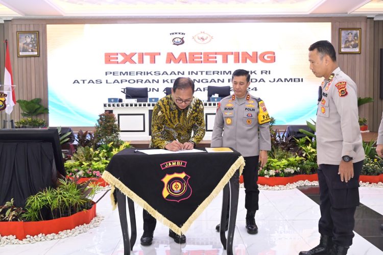 Polda Jambi Gelar Exit Meeting Pemeriksaan Interim Laporan Keuangan Polri TA 2024. (Foto : ist)