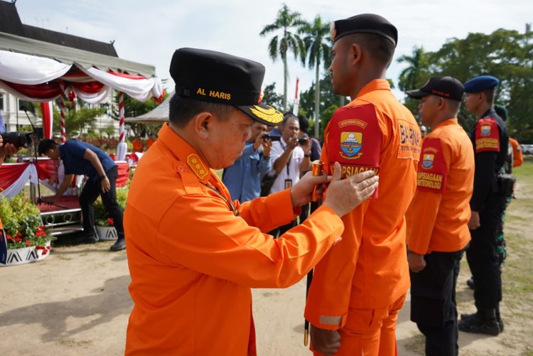 Pimpin Apel Kesiapsiagaan Bencana, Gubernur Al Haris: Pemerintah Harus Cepat Tanggap dan Responsif. (Foto : ist)