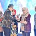 5 Besar Nasional Realisasi Belanja Daerah Tertinggi, Mendagri Anugerahi Pemkot Jambi APBD AWARD'2024. (Foto : ist)