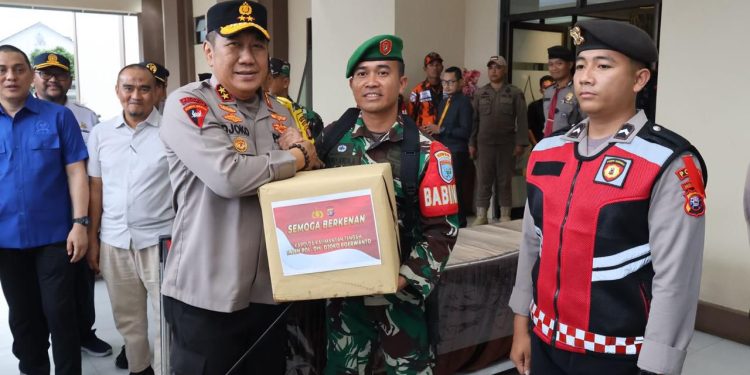 Kapolda Kalteng Bersama Forkopimda Cek Kesiapan Pengamanan Malam Natal. (Foto : ist)