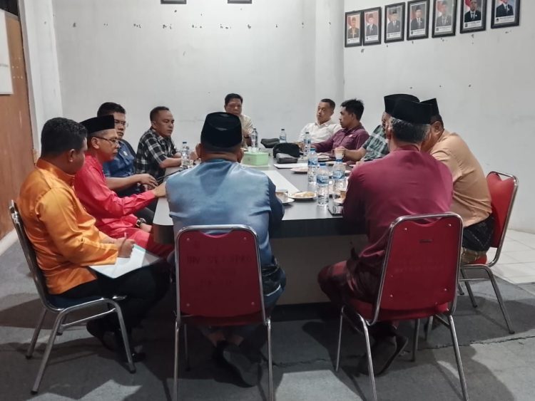 Hearing Bersama Direktur PDAM, Komisi III DPRD Merangin Tegaskan Perbaiki Layanan Air Bersih. (Foto : ist)