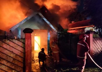 2 Rumah di Tambak Sari Terbakar. (Foto : ist)