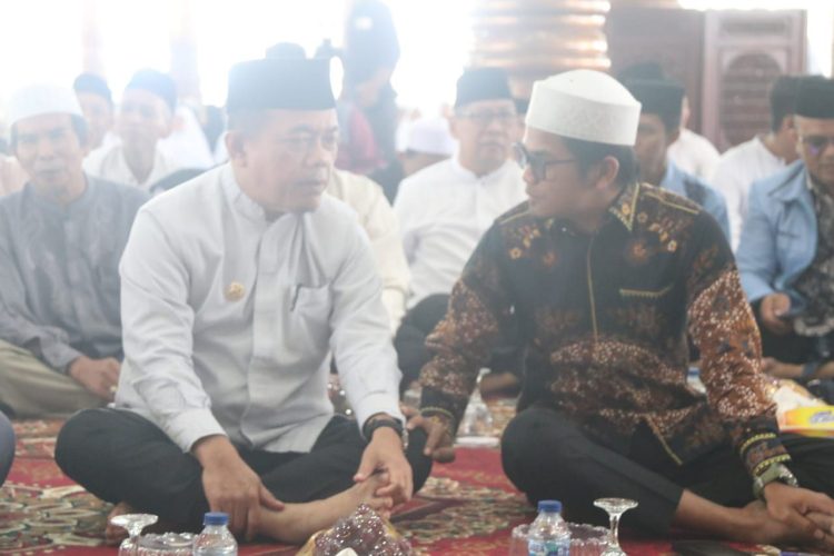 Gelar Tabligh Akbar, Pemprov Jambi Hadirkan Ustadz Ucay Peringati Isra' Mi'raj 1446 H. (Foto : ist)