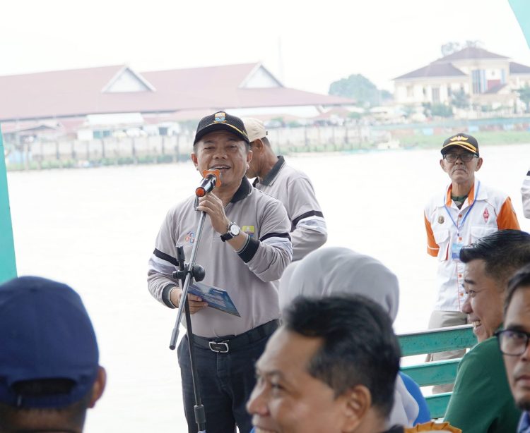 Gubernur Al Haris Perjuangkan Perahu Tradisional Melalui Dana CSR. (Foto : ist)