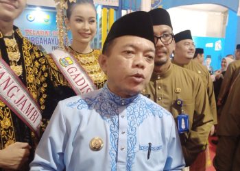 Al Haris jelaskan terkait pelaksanaan makan bergizi gratis. (Foto : Rolan - sinarjambi.com)