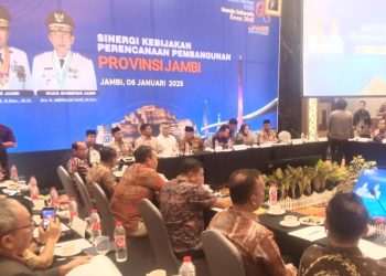 Gubernur Al Haris Satukan Persepsi Semua Pemangku Kepentingan untuk Membangun Jambi. (Foto : Rolan - sinarjambi.com)