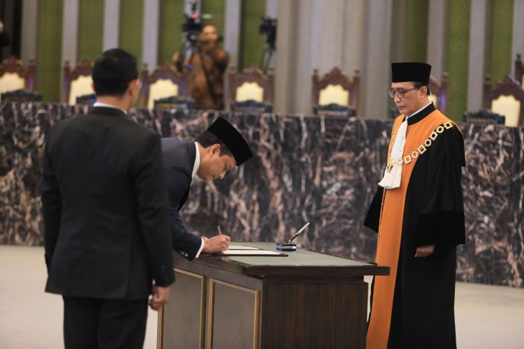 Thomas A.M. Djiwandono Diangkat Sebagai Anggota Dewan Komisioner OJK Ex-officio Kementerian Keuangan. (Foto : ist)