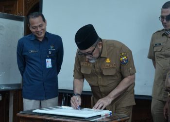 Perkuat Sinergitas Statistik Berkualitas, Diskominfo dan Bappeda Tanda Tangani Komitmen Bersama BPS Provinsi Jambi. (Foto : ist)