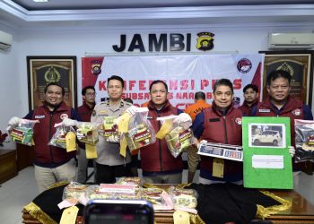 Terima 12 Kg Sabu Asal Malaysia, 3 Pengedar Diamankan Ditresnarkoba Polda Jambi. (Foto : ist)