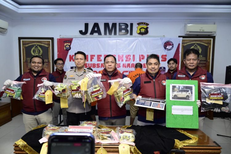 Polda Jambi Bongkar Jaringan Narkotika Internasional, Amankan 12 Kg Sabu Senilai Rp15 M. (Foto : ist)