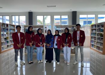 Mahasiswa KKN Universitas Muaro Bungo Sambangi Perpustakaan Daerah Merangin. (Foto : ist)