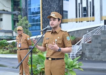 Di Hadapan Apel ASN, Wawako Diza Ingatkan Keselarasan Program Daerah Dengan Kebijakan Pusat. (Foto : ist)