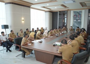 Pasca Pimpin Apel, Wawako Diza Kumpulkan Jajaran Tekankan Program 100 Hari Kerja. (Foto : ist)