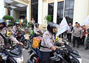 Wakapolda Jambi lepas pembagian paket bantuan baksos Presisi. (Foto : ist)