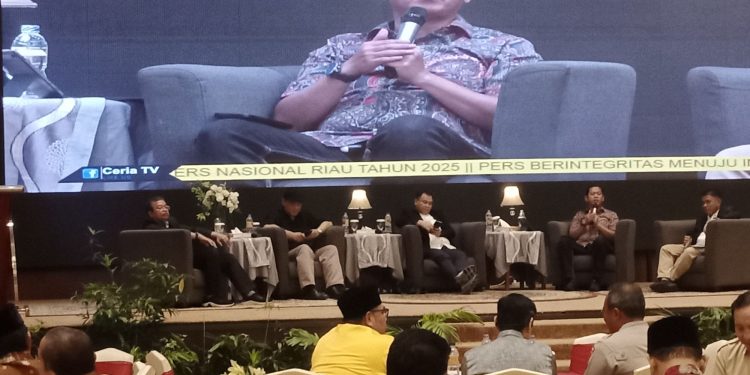 HPN 2025 Riau, FGD Bahas Wartawan Berintegritas dan Profesional. (Foto : Rolan - sinarjambi.com)