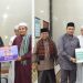 Safari Ramadhan di Masjid Al-Fatah Al-Bafadhal, Wali Kota Maulana Serahkan Bantuan Renovasi Masjid dan Internet Gratis. (Foto : ist)