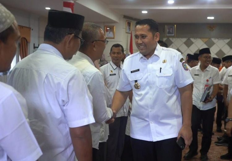 Bupati Syukur Gelar Rapat Perdana dengan OPD. (Foto : ist)