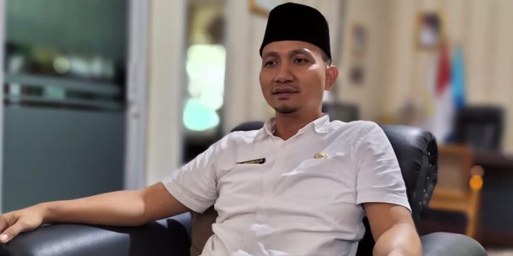 Terobosan Terbaru, Kepsek SMAN 1 Merangin Akan Bangun Masjid. (Foto : ist)