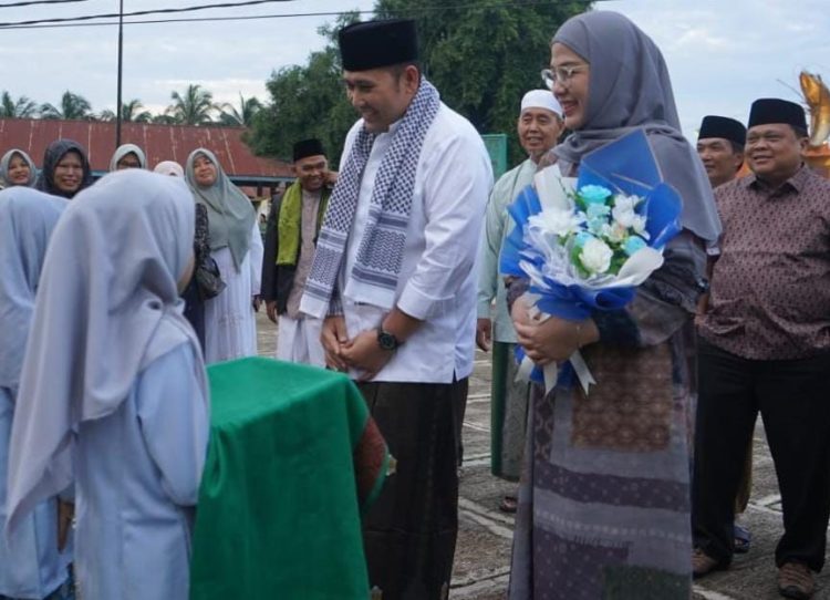 Bupati H M Syukur: Kemajuan Daerah itu Keberpihakan ke Masyarakat. (Foto : ist)