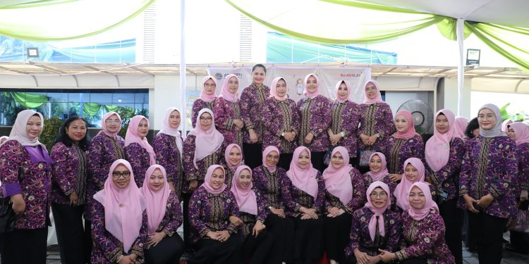 Perempuan tangguh Kementerian ATR/BPN RI. (Foto : ist)
