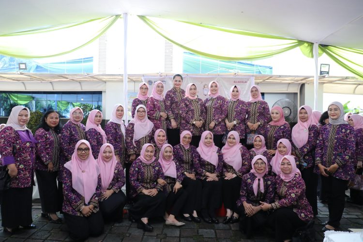 Perempuan tangguh Kementerian ATR/BPN RI. (Foto : ist)