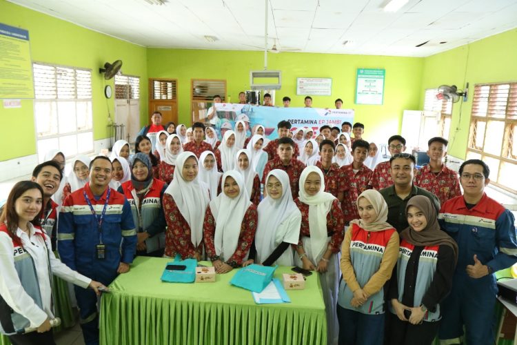 Pertamina EP Jambi Goes to school beri wawasan zero net emission di hari Bumi. (Foto : ist)