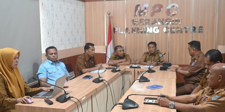 Sekda Fajarman ikuti RDP dengan Komisi II DPR RI secara virtual. (Foto : ist)