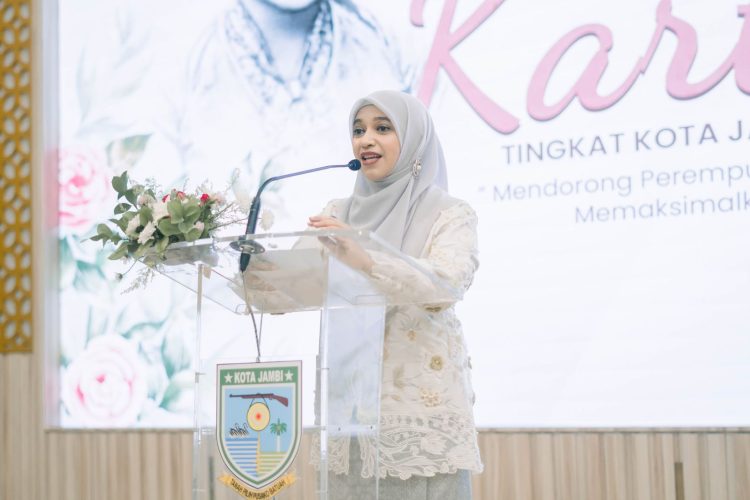Ketua TP PKK Kota Jambi Ajak Perempuan Wujudkan Indonesia Emas Lewat Semangat Kartini. (Foto : ist)
