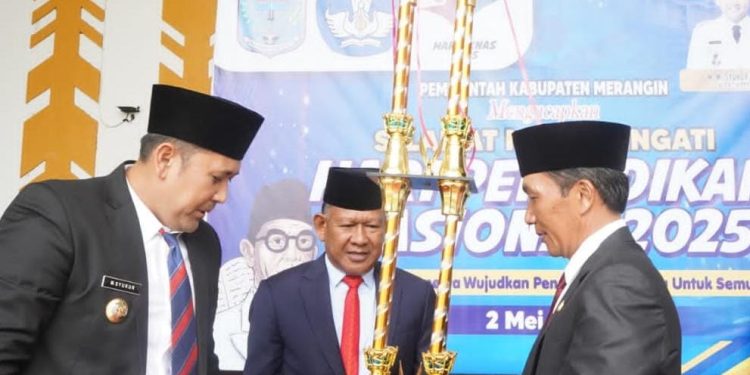 Merangin Juara II Dramband se-Sumatera Hadiah Harganas 2025, Diraih SD Negeri 253 Bangko. (Foto : ist)